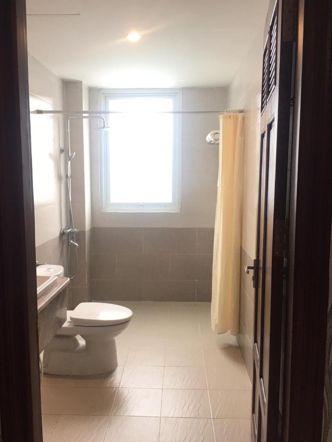 Ozon Hotel Nam Can Buitenkant foto
