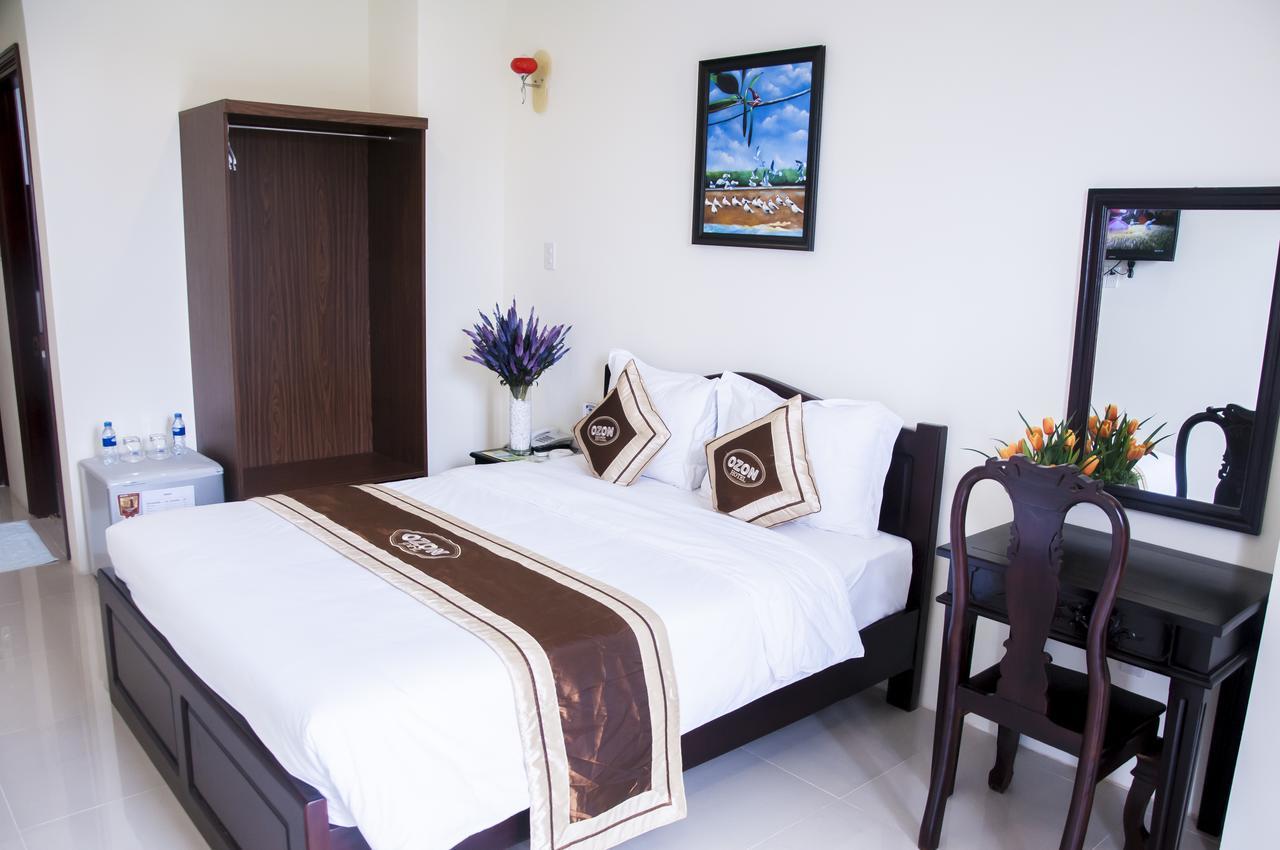 Ozon Hotel Nam Can Buitenkant foto