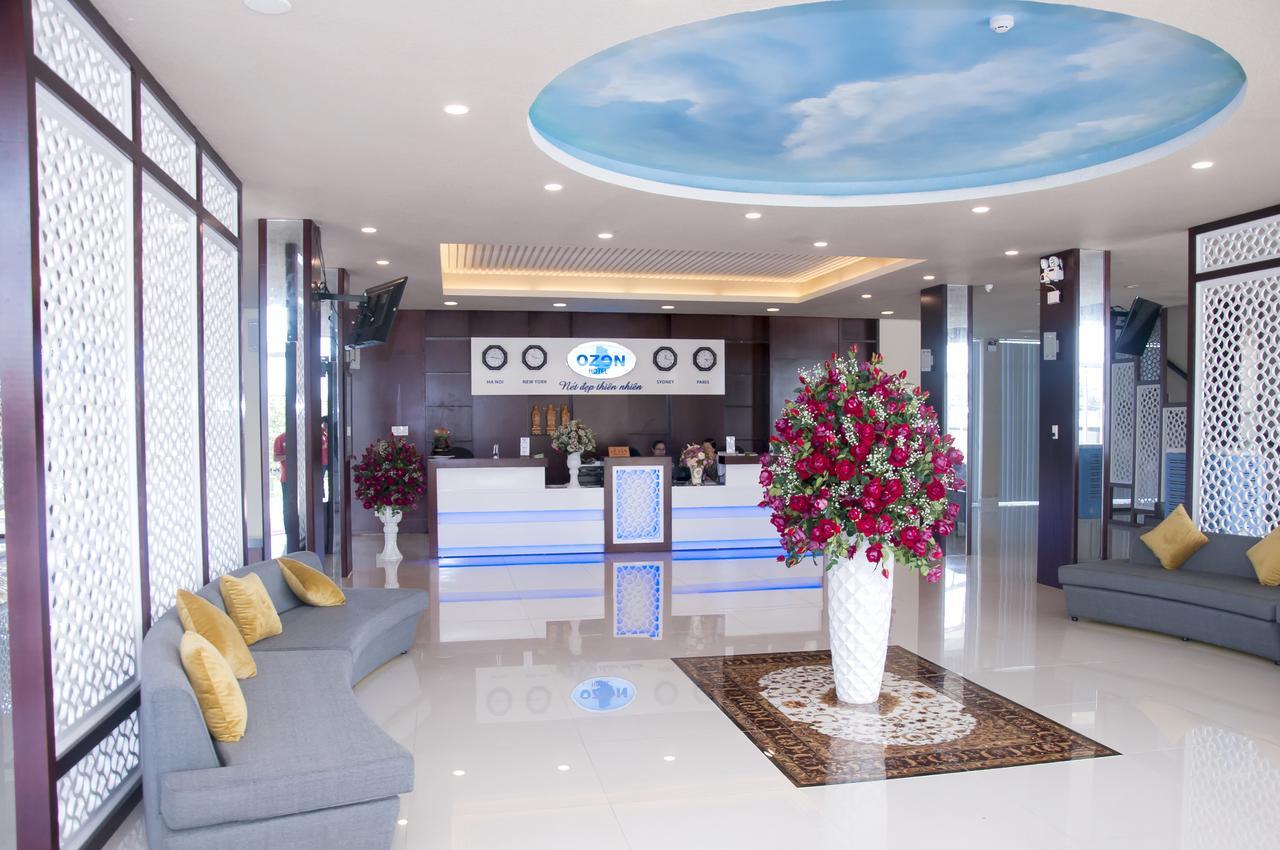 Ozon Hotel Nam Can Buitenkant foto